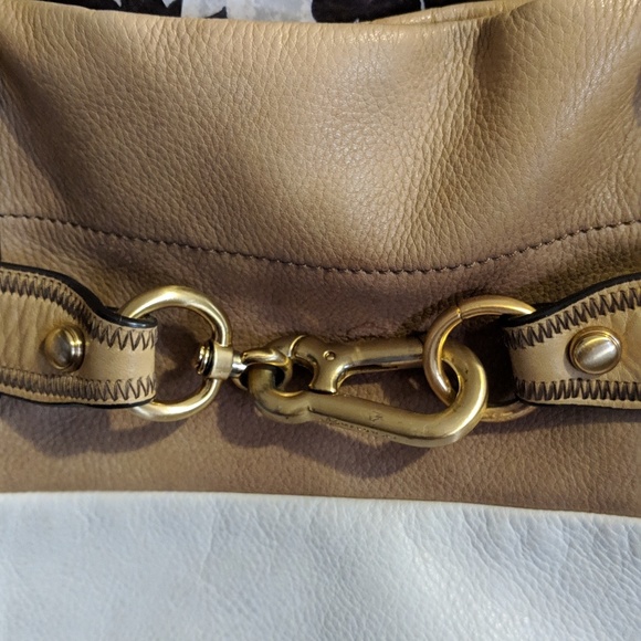 B Makowsky Hopo bag leather tan and cream purse - Picture 4 of 8